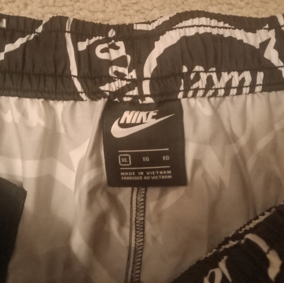 Nike | Shorts | Nike Emoji Shorts 
